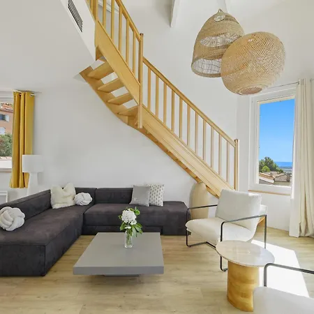Duplex D'exception Face A La Hyères