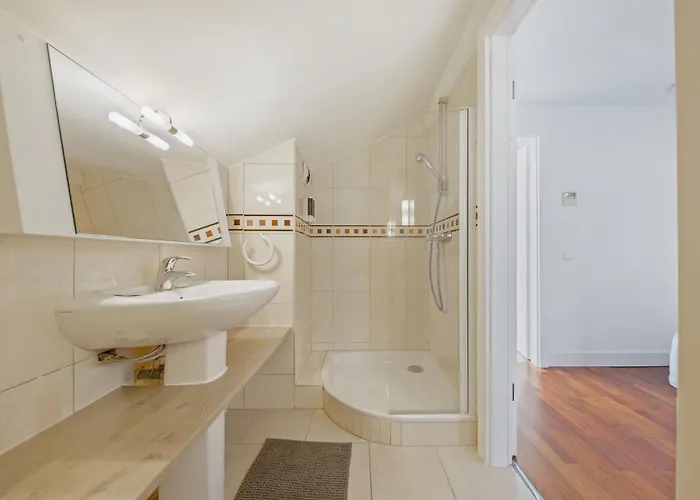 Appartamento Duplex D'exception Face à La *