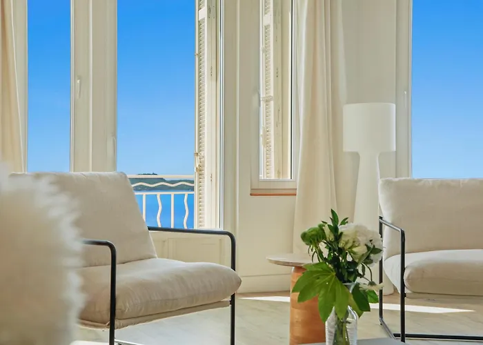 Duplex D'exception Face à La Hyères